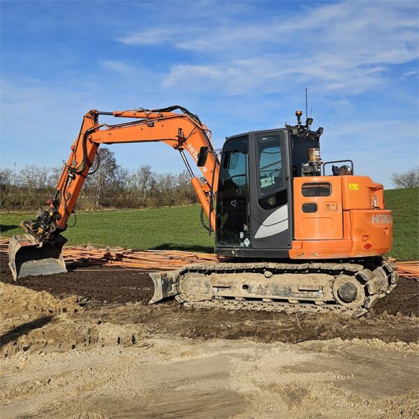 Pelle hydraulique Hitachi ZX85USB-6 (2020), 3 141 heures, 8.5 tonnes - occasion