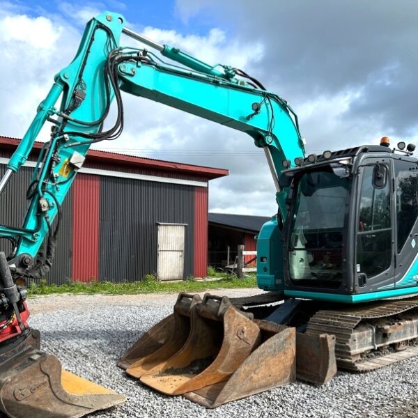 Pelle hydraulique Kobelco SK 75 SR-3E (2016), 6  730 heures, 7.5 tonnes – occasion