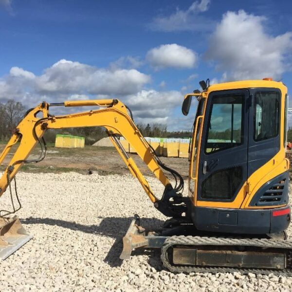 Mini-Pelle Hyundai Robex 27Z-9 (2011), 5 800 heures, 2.8 tonnes - occasion