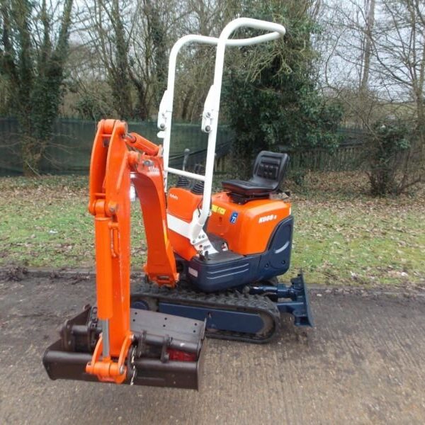 Mini-Pelle Kubota K008-3 (2013), 2 694 heures, 0.8 tonne - ocasion