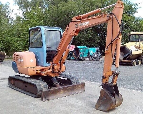 Mini-Pelle Hitachi EX 40 (2000), 4 600 heures, 4.1 tonnes - occasion