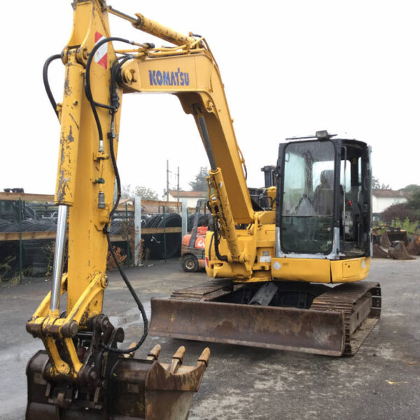 Mini-pelle Komatsu PC78MR-6 (2004), 5  743 heures, 8.3 tonnes - occasion