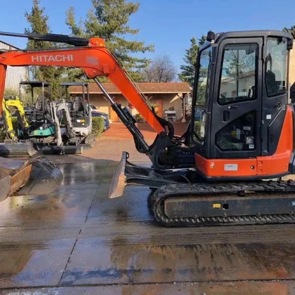 Mini-pelle Hitachi ZX48U-5A CLR (2016), 2 430 heures, 5 tonnes – occasion