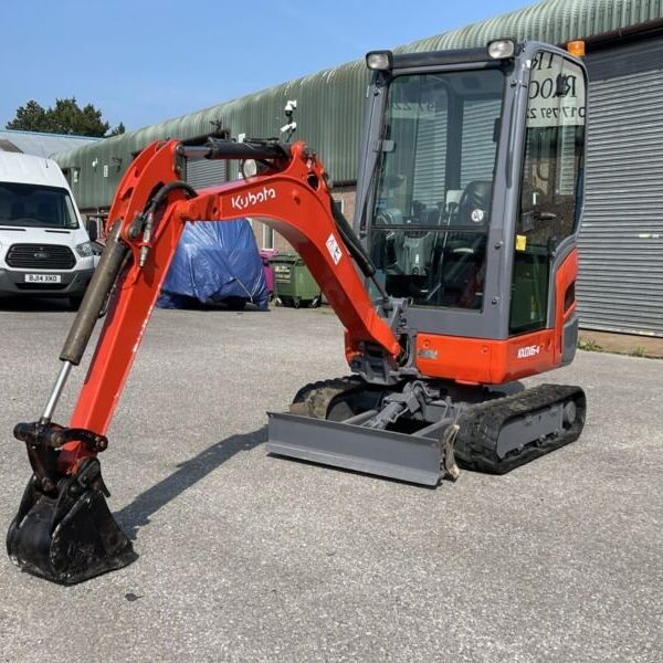 Mini-Pelle Kubota KX016-4 (2013), 2 971 heures, 1.6 tonne - occasion