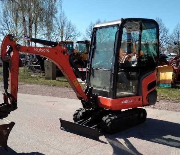 Mini-pelle Kubota KX015-4 (2015), 3 880 heures, 1.5 tonne - occasion